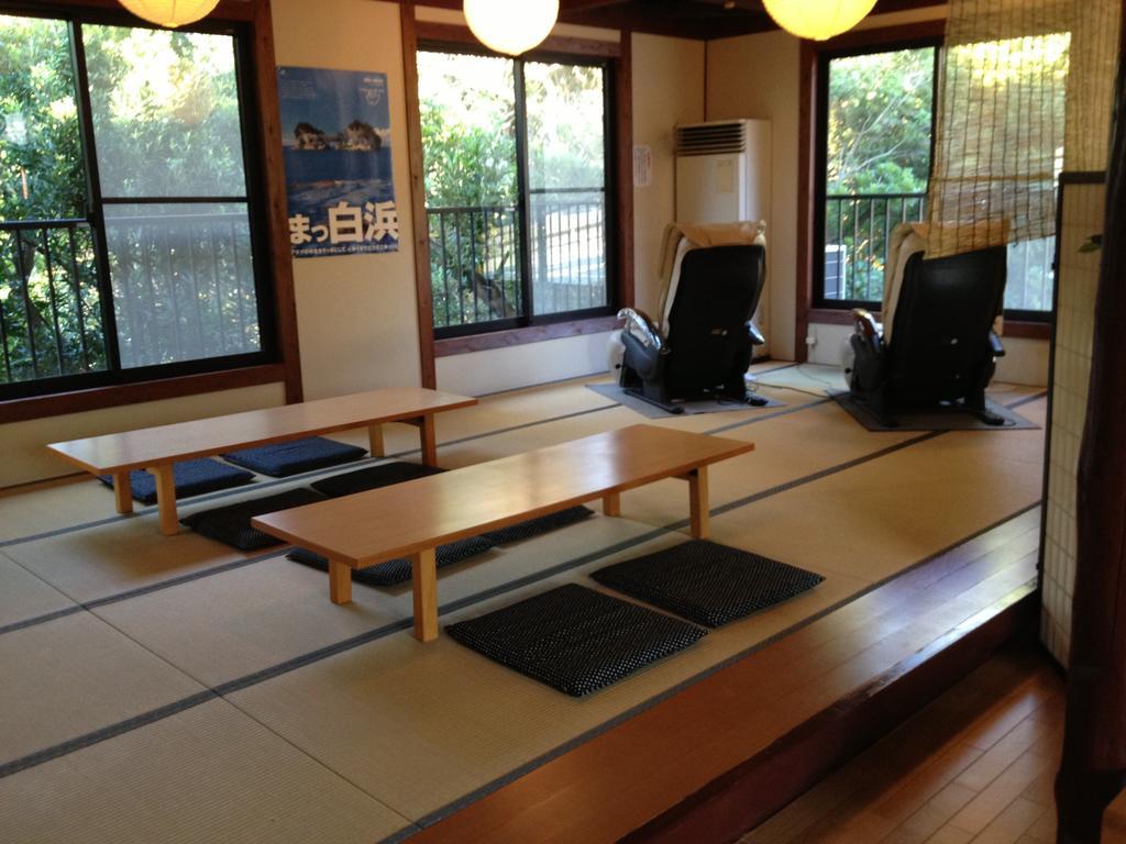 Grampus Inn Shirahama Buitenkant foto