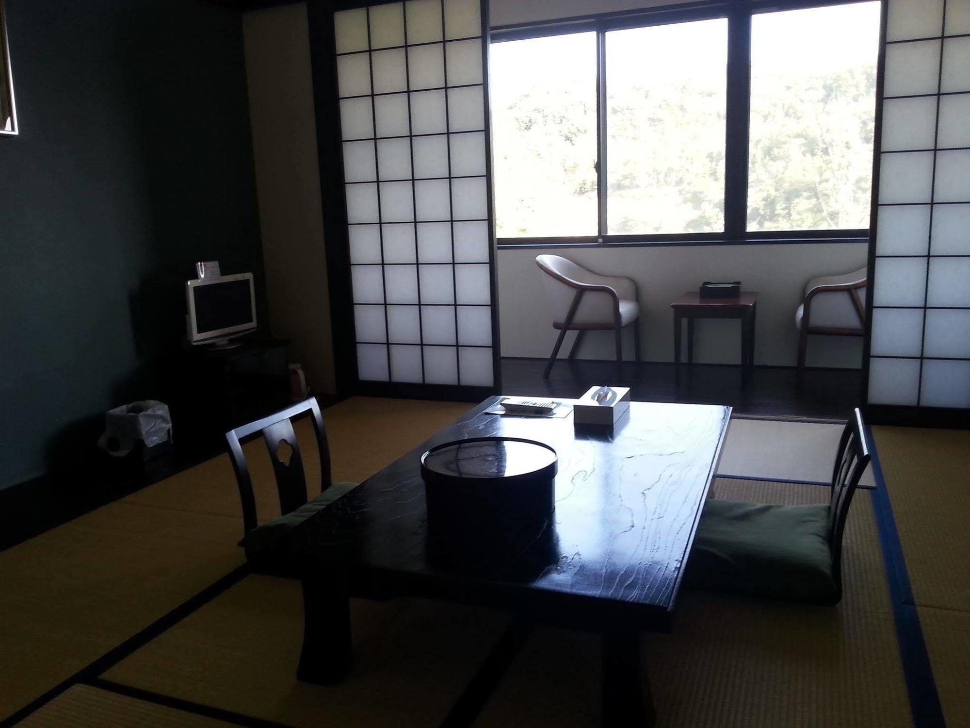 Grampus Inn Shirahama Buitenkant foto